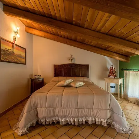 Agriturismo Il Nido Di Bacco Hotel *